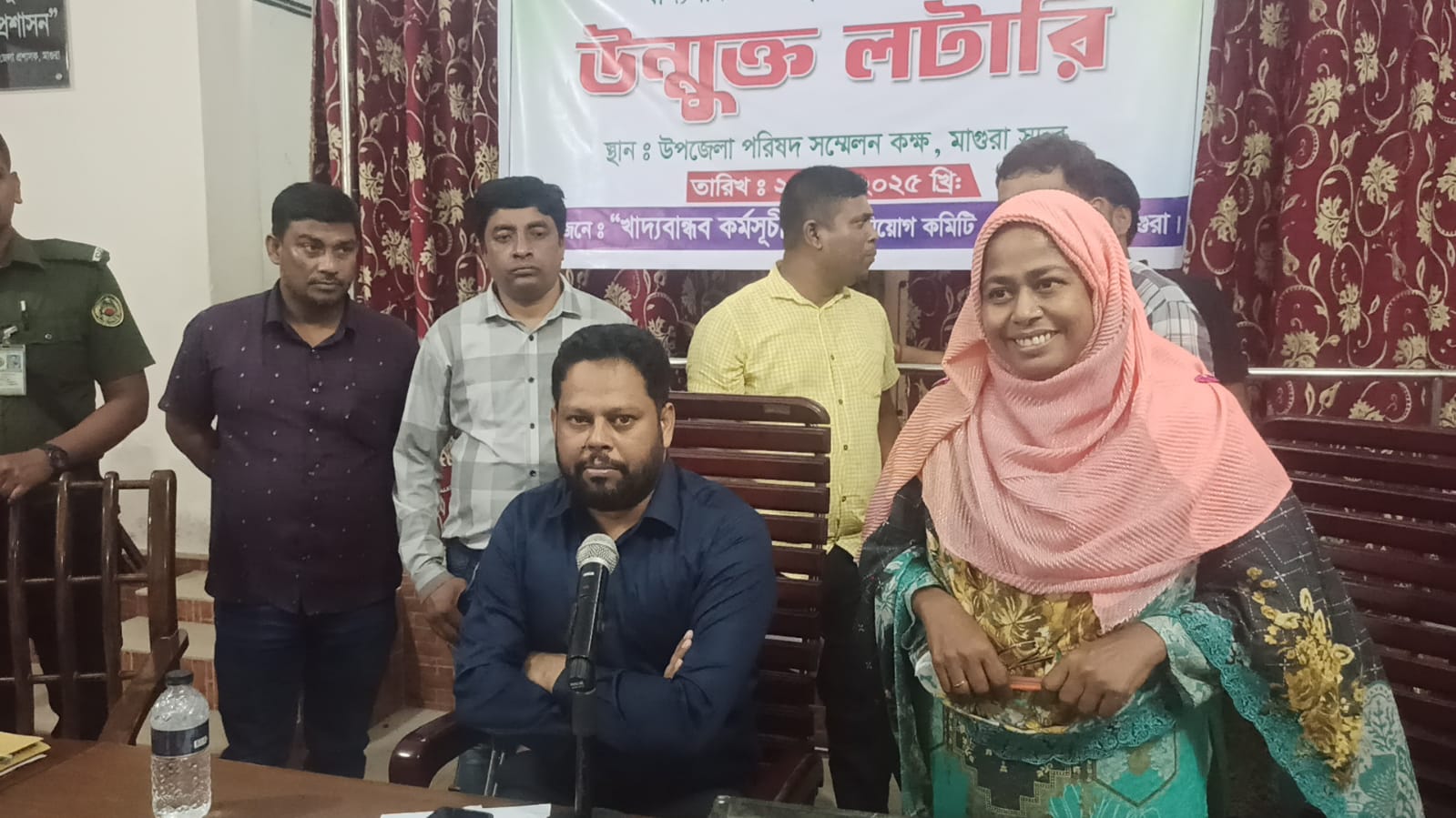 মাগুরায় লটারীর মাধ্যমে ১৩ ইউনিয়নে ২২ জন খাদ্যবান্ধব কর্মসূচি ডিলার নিয়োগ