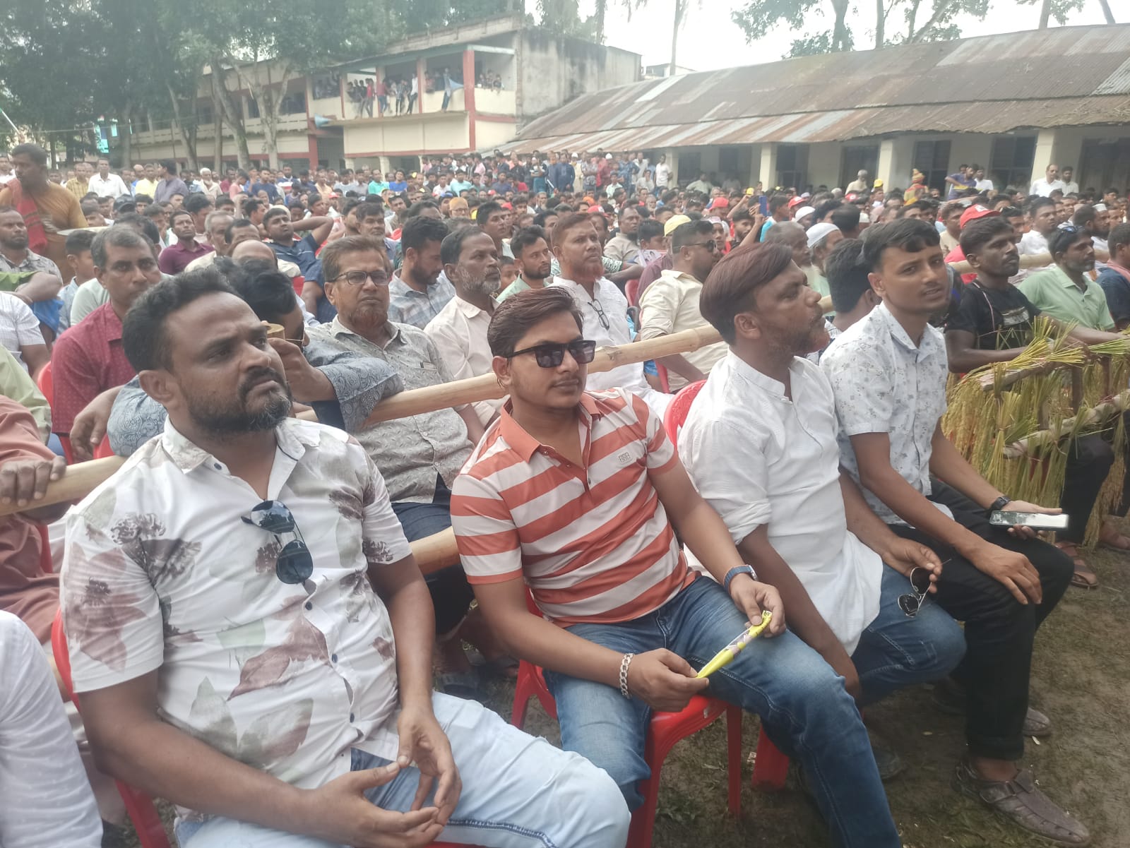 মাগুরায় সাবেক এমপি কাজী কামাল ও যুবদল নেতা নয়নের গণসংবর্ধনা ও জনসভা